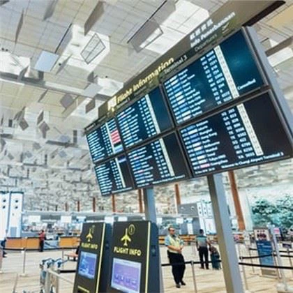 Ženklai pusiau lauke